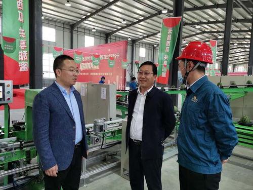 潍坊村支书吃瓜